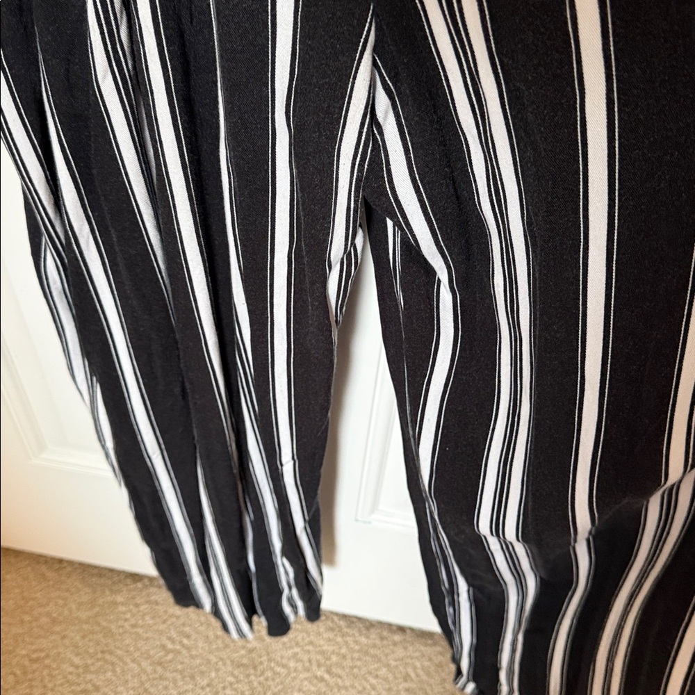 Wild Fable Black and White Striped Sleeveless Jumpsuit - Picture 6 of 6